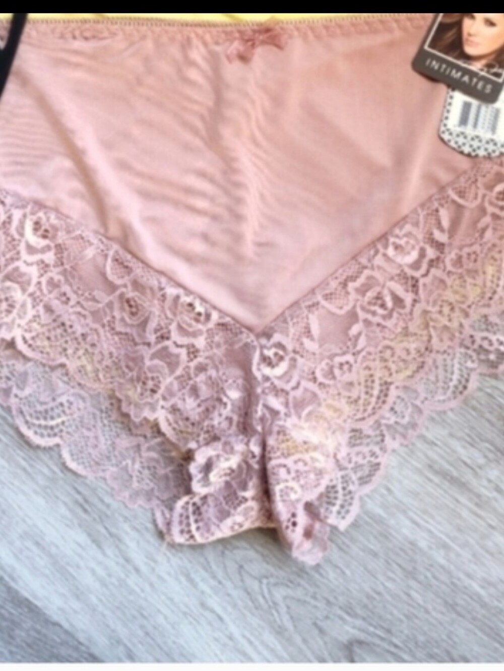 3 For $10🆕1 Lacey Nude Cheeky Hipsters 2X